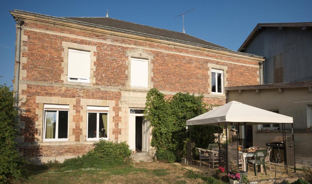 Chambre D'Hotes Fantesstique Berzieux Exterior photo